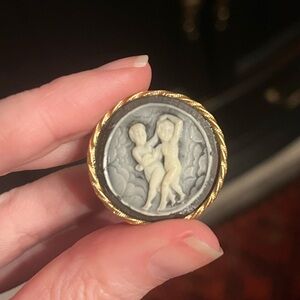 Vintage Gold Tone Gray Cameo Ring Adjustable 5-6.5